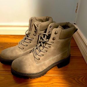 Winter/spring boots